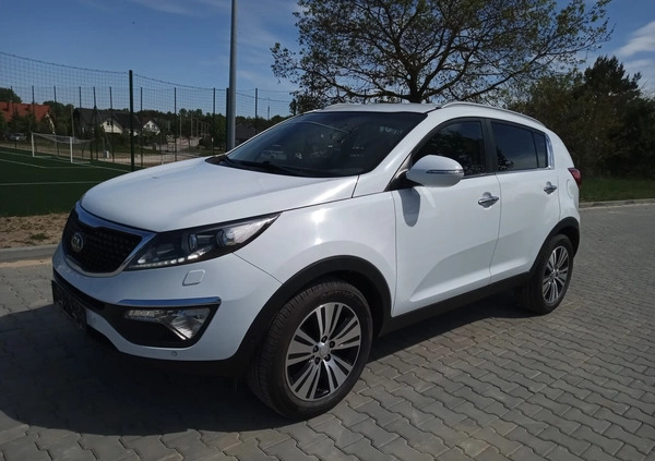 Kia Sportage cena 53900 przebieg: 131000, rok produkcji 2014 z Poręba małe 301